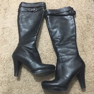 Via Spiga leather platform heel boots size 6.5